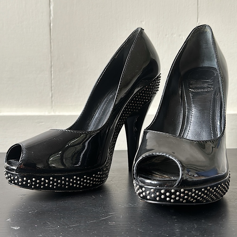 Burberry Black Studded Pumps Size 39